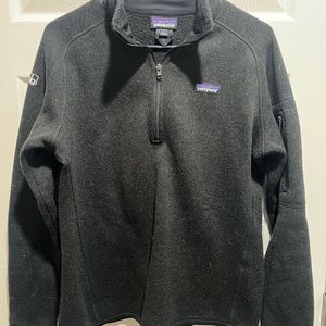 Women’s L Patagonia Quarter Zip w/ KPMG logo